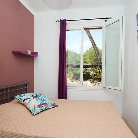 Apartment Avec Jardin Dans Rocaille